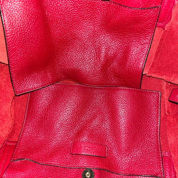 Michael Kors large purse (red) - Picture 8 of 9
